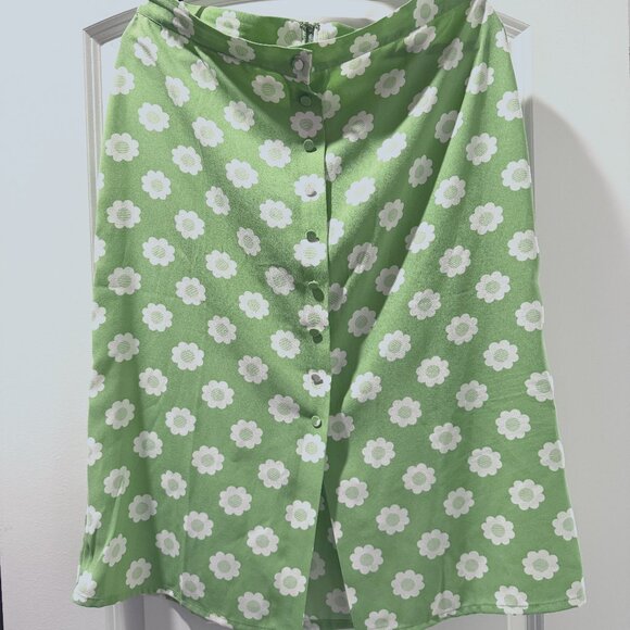 Modcloth Green Button Front White Flower Print Midi Skirt Size 10 - Picture 2 of 2